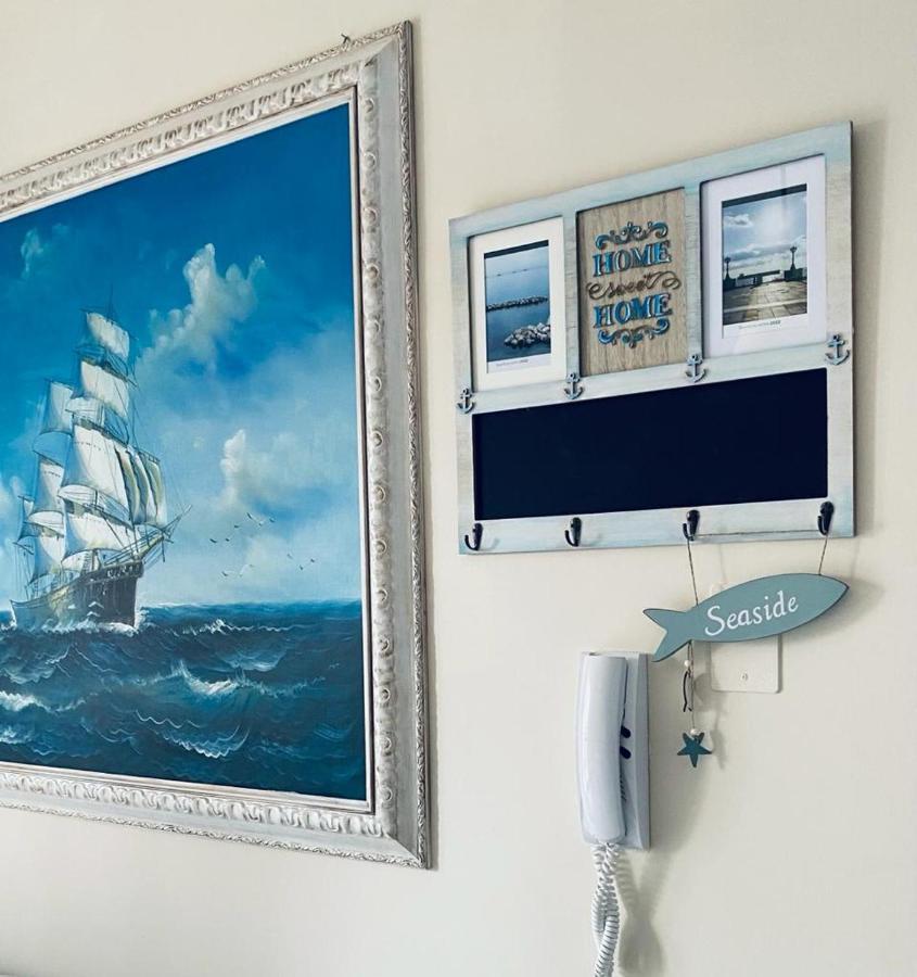 I Due Delfini Apartment Taranto Luaran gambar