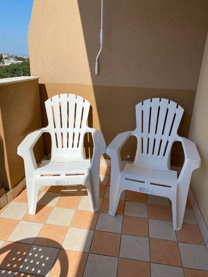 I Due Delfini Apartment Taranto Luaran gambar