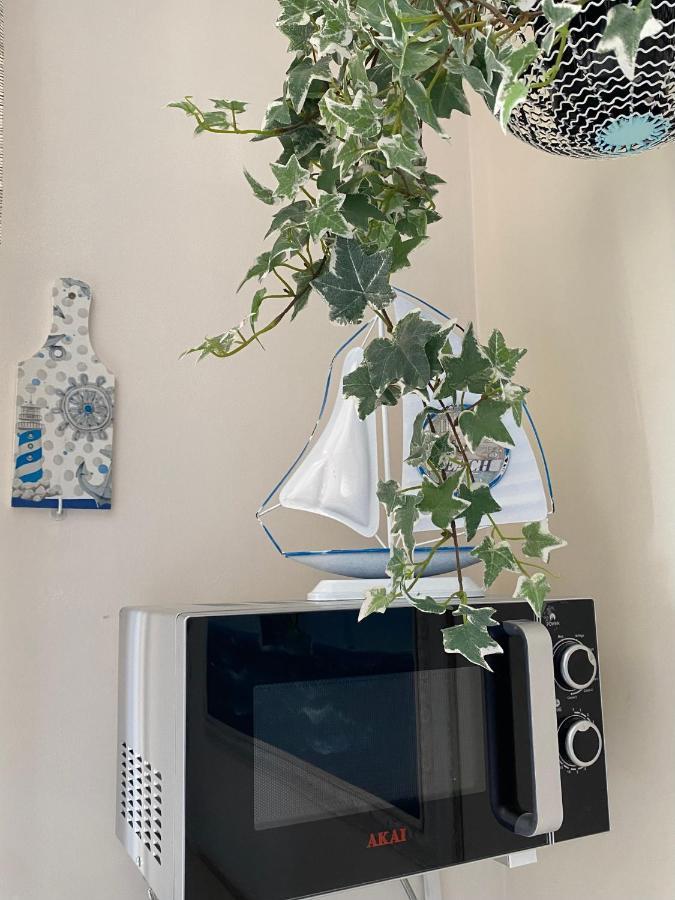 I Due Delfini Apartment Taranto Luaran gambar